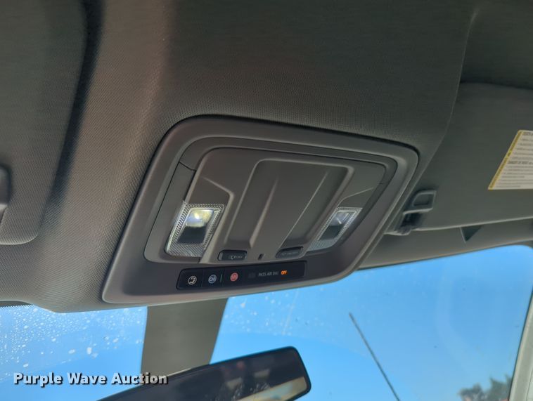 image for item OL9151 2022 Chevrolet Silverado 2500HD  Crew Cab pickup truck