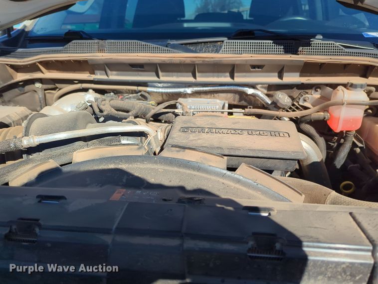 image for item OL9151 2022 Chevrolet Silverado 2500HD  Crew Cab pickup truck