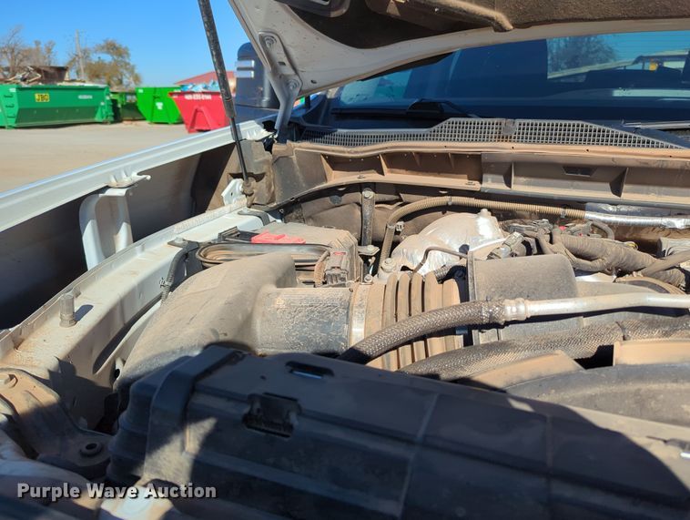 image for item OL9151 2022 Chevrolet Silverado 2500HD  Crew Cab pickup truck