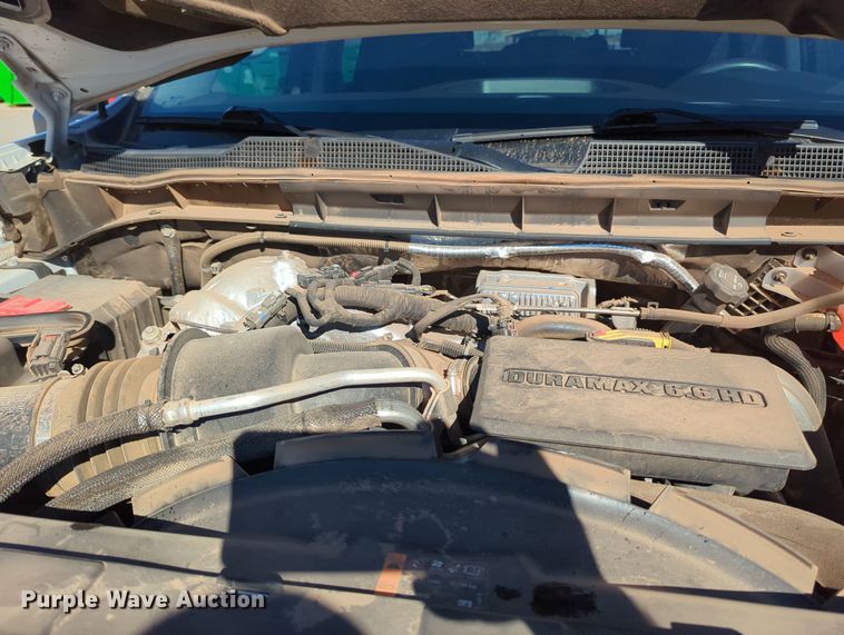 image for item OL9151 2022 Chevrolet Silverado 2500HD  Crew Cab pickup truck