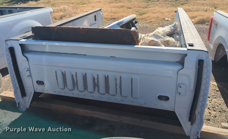 image for item OL9157 Ford  pickup truck bed