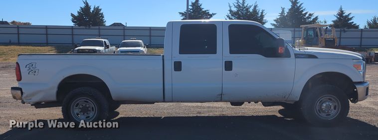 image for item OL9160 2016 Ford F250 Super Duty  Crew Cab pickup truck