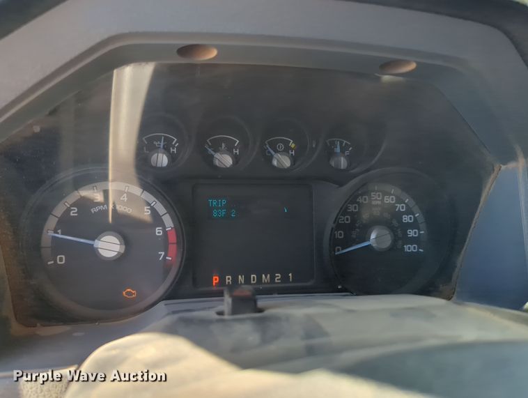 image for item OL9160 2016 Ford F250 Super Duty  Crew Cab pickup truck