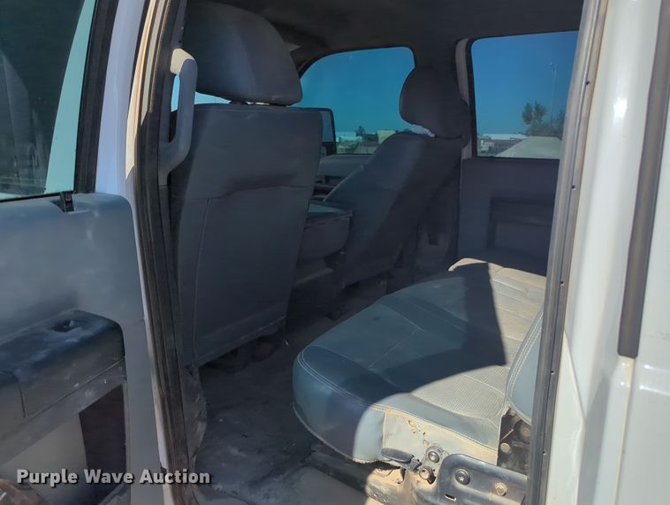 image for item OL9160 2016 Ford F250 Super Duty  Crew Cab pickup truck