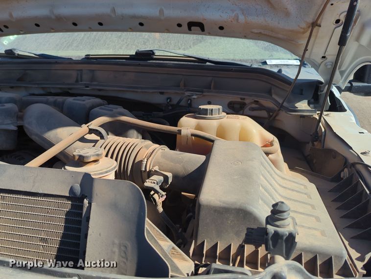 image for item OL9160 2016 Ford F250 Super Duty  Crew Cab pickup truck