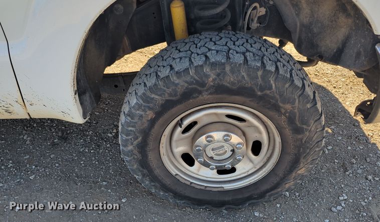 image for item OL9160 2016 Ford F250 Super Duty  Crew Cab pickup truck