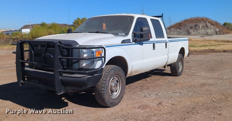 image for item OL9161 2015 Ford F250 Super Duty  Crew Cab pickup truck