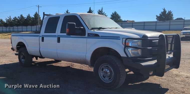 image for item OL9161 2015 Ford F250 Super Duty  Crew Cab pickup truck