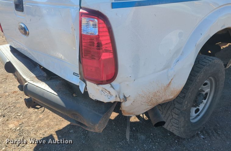 image for item OL9161 2015 Ford F250 Super Duty  Crew Cab pickup truck