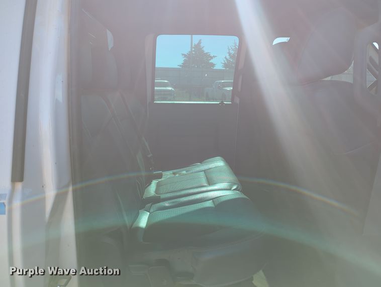 image for item OL9161 2015 Ford F250 Super Duty  Crew Cab pickup truck