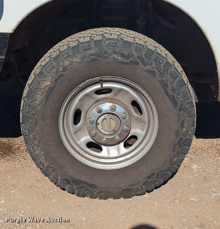 image for item OL9161 2015 Ford F250 Super Duty  Crew Cab pickup truck