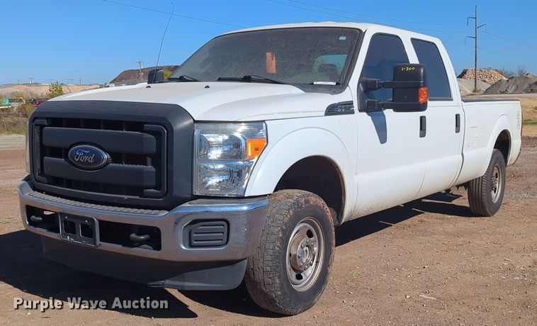 image for item OL9162 2016 Ford F250 Super Duty  Crew Cab pickup truck