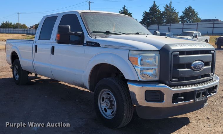 image for item OL9162 2016 Ford F250 Super Duty  Crew Cab pickup truck