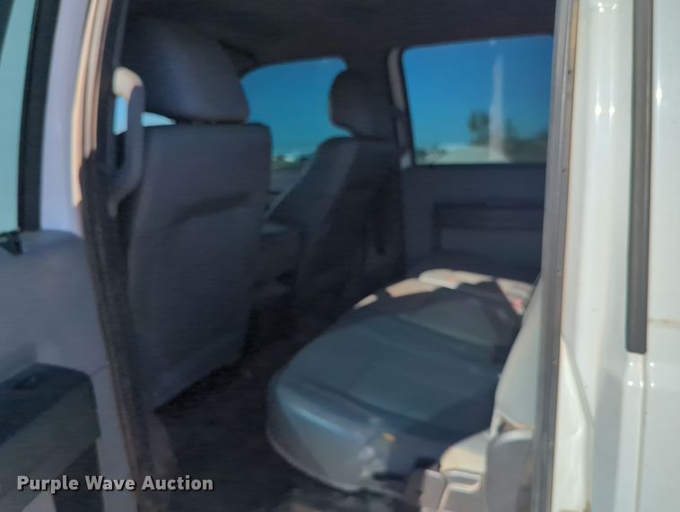 image for item OL9162 2016 Ford F250 Super Duty  Crew Cab pickup truck