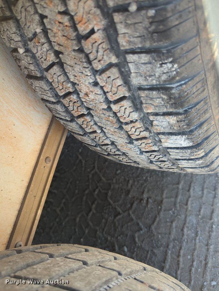 image for item OL9163 2015 Covered Wagon  enclosed cargo trailer