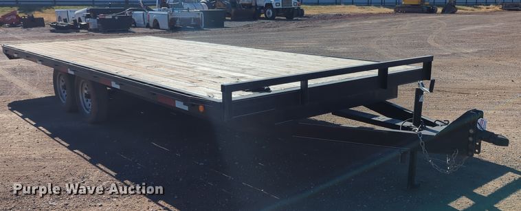 image for item OL9164 2016 Horse Creek  flatbed trailer