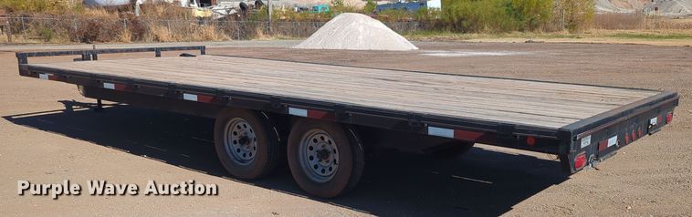 image for item OL9164 2016 Horse Creek  flatbed trailer