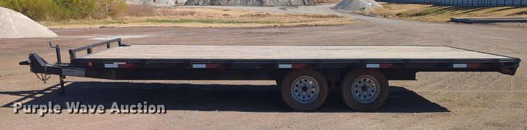 image for item OL9164 2016 Horse Creek  flatbed trailer