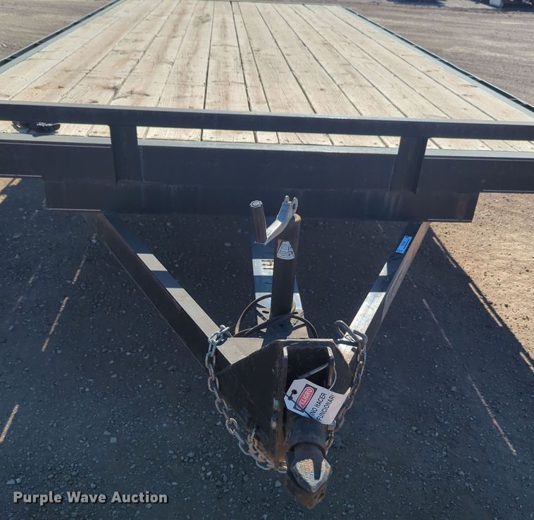 image for item OL9164 2016 Horse Creek  flatbed trailer