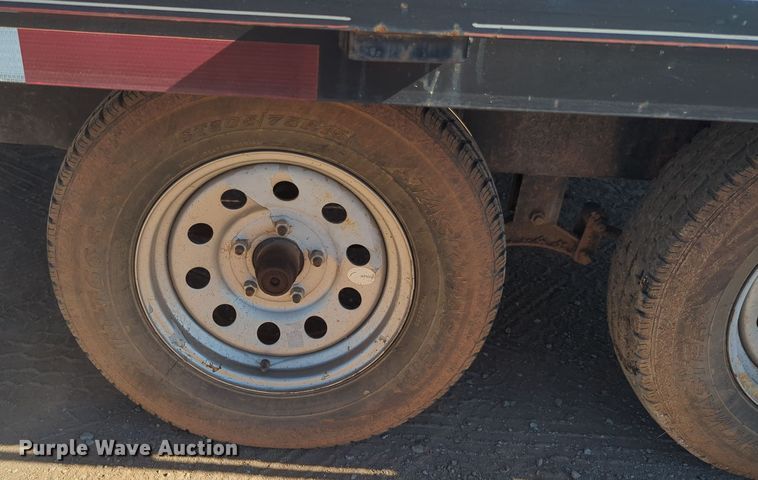 image for item OL9164 2016 Horse Creek  flatbed trailer