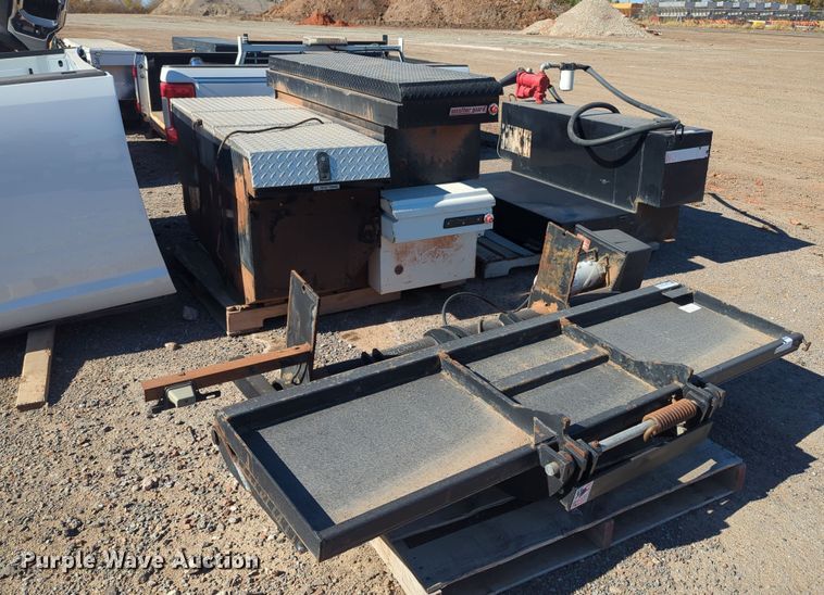 image for item OL9165 Automotive parts