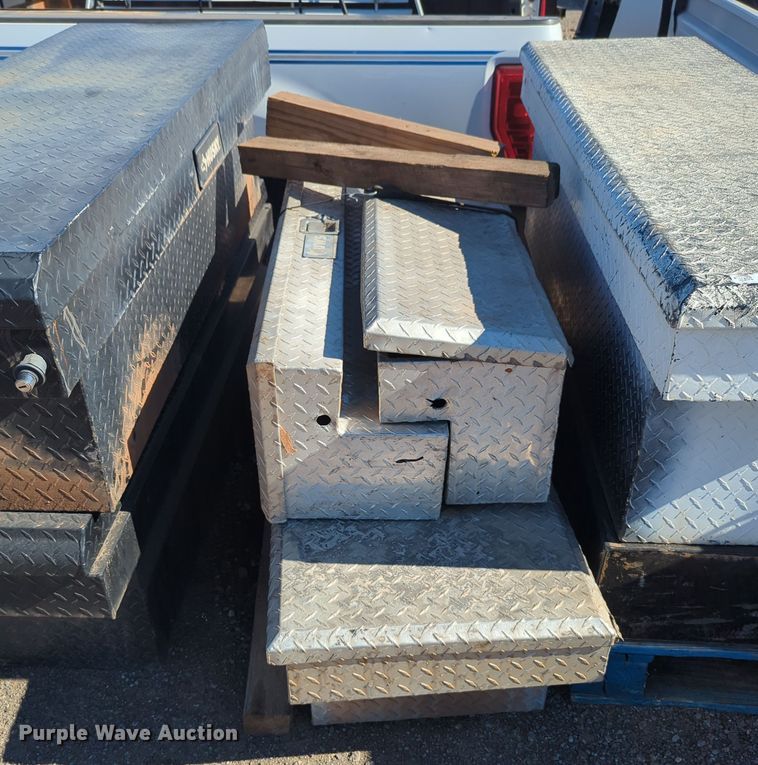 image for item OL9166 Automotive parts