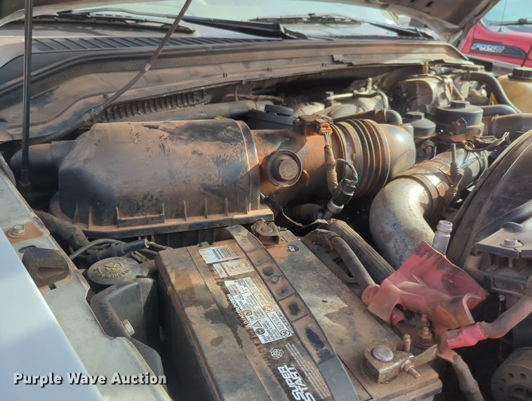 image for item OL9175 2010 Ford F550 Super Duty XL  hook lift truck