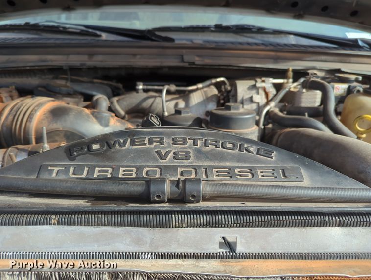 image for item OL9175 2010 Ford F550 Super Duty XL  hook lift truck