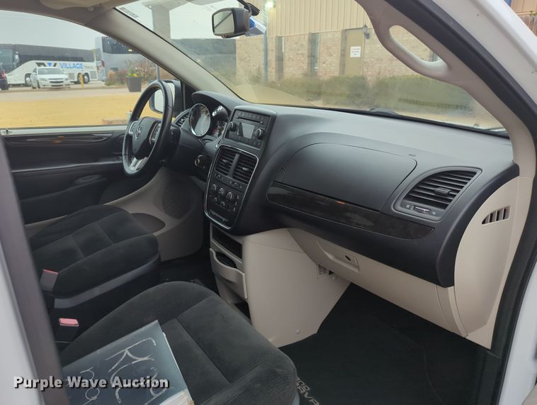 image for item OL9177 2016 Dodge Grand Caravan  van