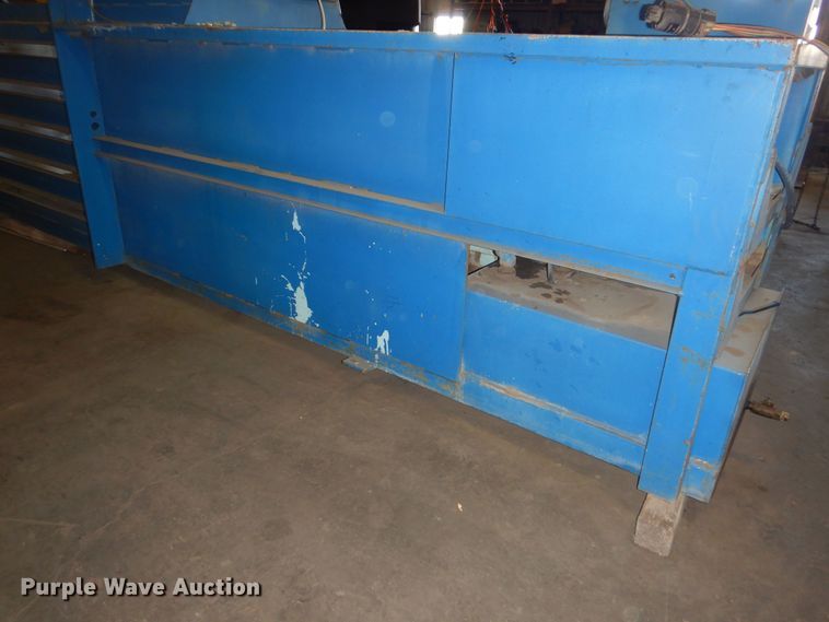 image for item OL9360 Balemaster 372AJLPUXZ9Z  horizontal baler