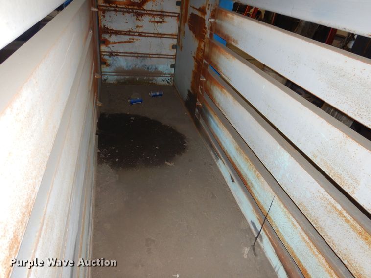 image for item OL9360 Balemaster 372AJLPUXZ9Z  horizontal baler