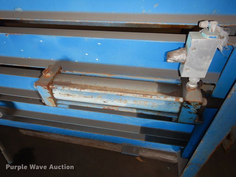 image for item OL9360 Balemaster 372AJLPUXZ9Z  horizontal baler