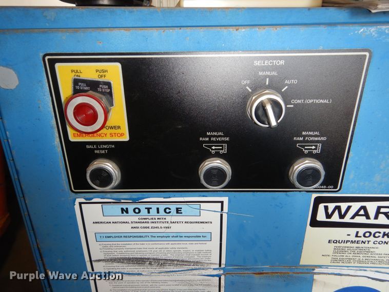 image for item OL9360 Balemaster 372AJLPUXZ9Z  horizontal baler