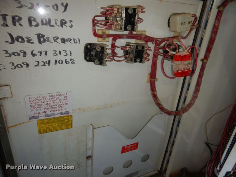 image for item OL9360 Balemaster 372AJLPUXZ9Z  horizontal baler