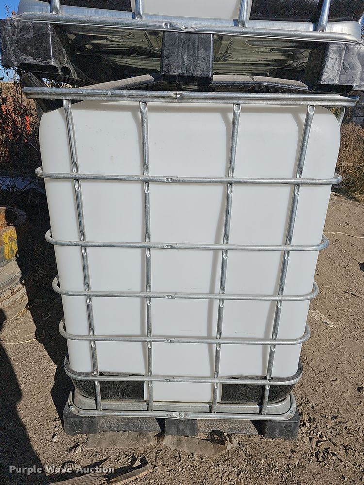 image for item OL9362 (18) Schutz 325 gallon totes