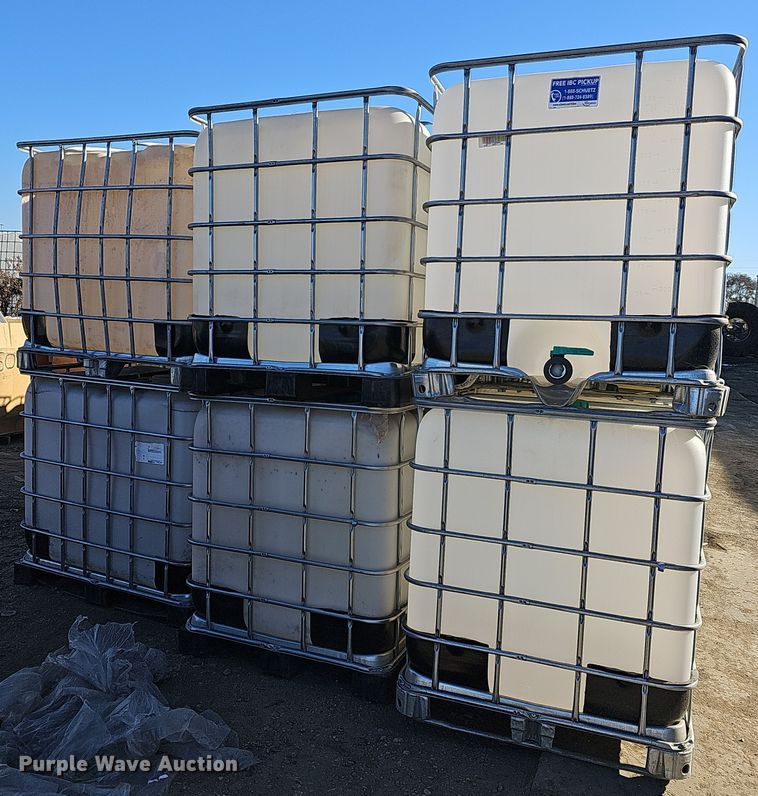 image for item OL9363 (41) Schutz 275 gallon totes