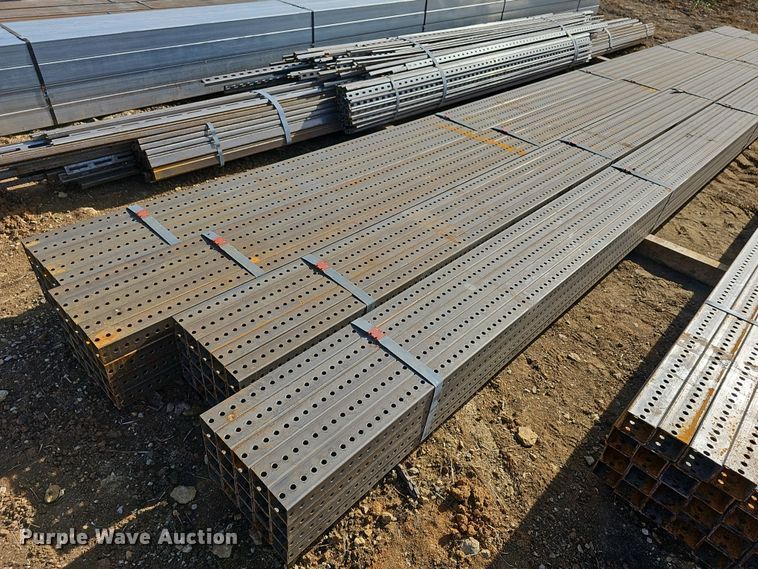 image for item OL9395 (80) perforated square tubing