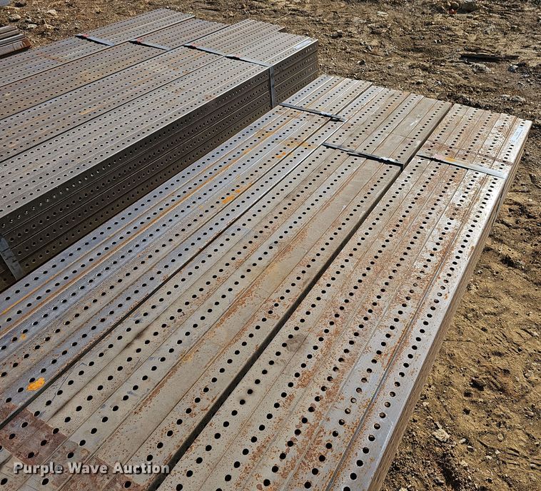 image for item OL9396 (60) perforated square tubing