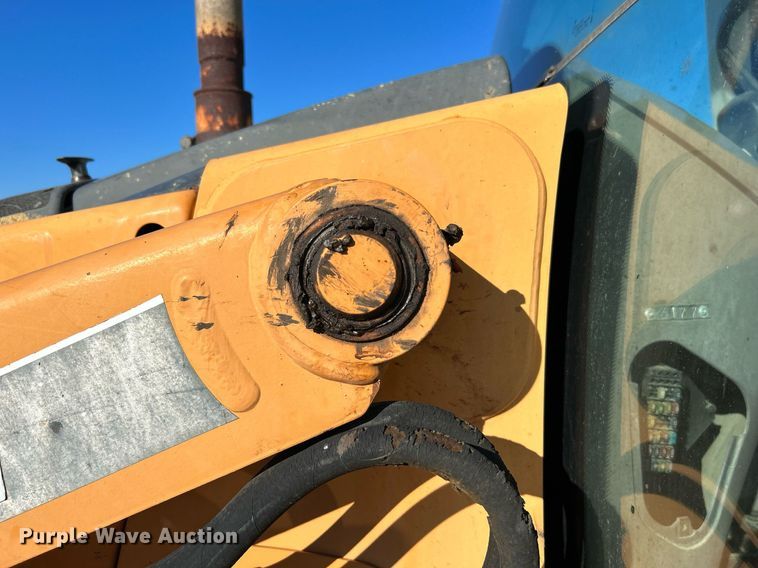 image for item DJ6376 2004 Case 590 Super M Series 2  backhoe