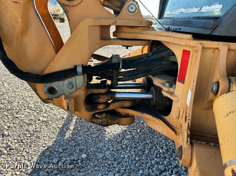 image for item DJ6376 2004 Case 590 Super M Series 2  backhoe