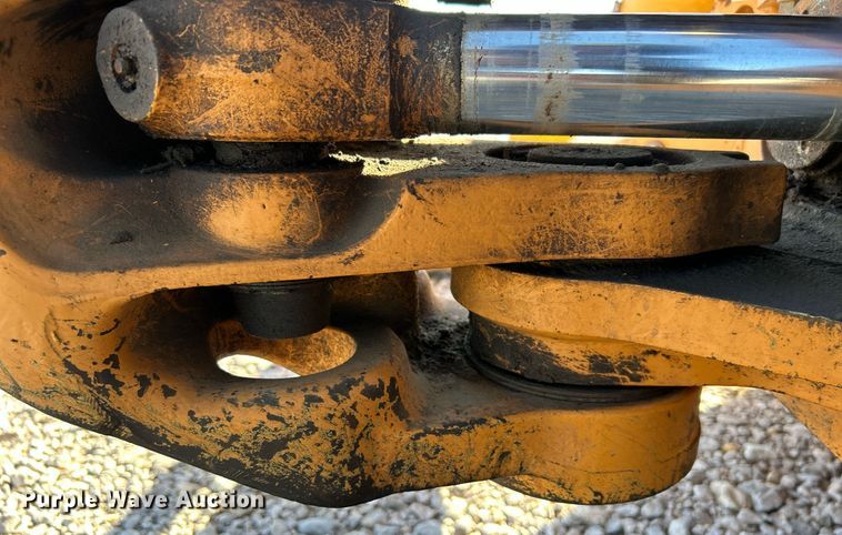 image for item DJ6376 2004 Case 590 Super M Series 2  backhoe