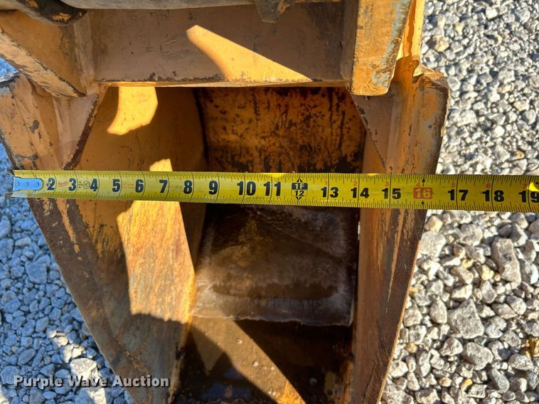 image for item DJ6376 2004 Case 590 Super M Series 2  backhoe