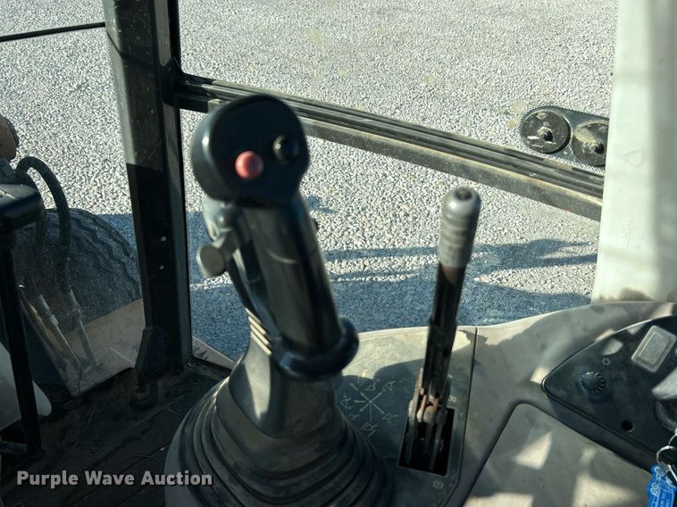 image for item DJ6376 2004 Case 590 Super M Series 2  backhoe