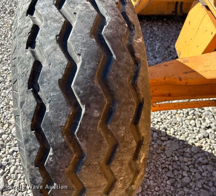 image for item DJ6376 2004 Case 590 Super M Series 2  backhoe