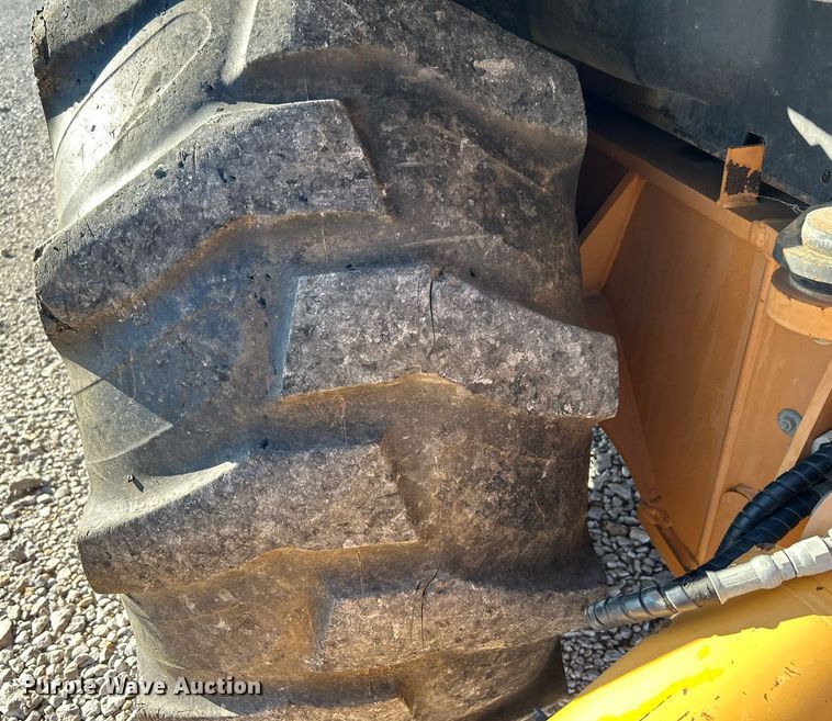 image for item DJ6376 2004 Case 590 Super M Series 2  backhoe