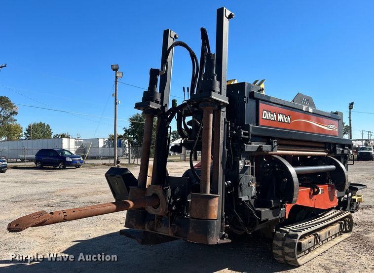image for item DJ6393 2009 Ditch Witch JT3020 Mach 1  directional boring unit