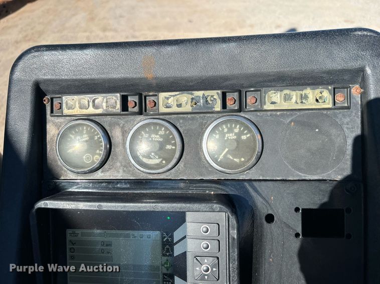 image for item DJ6393 2009 Ditch Witch JT3020 Mach 1  directional boring unit