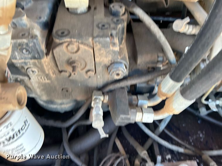 image for item DJ6393 2009 Ditch Witch JT3020 Mach 1  directional boring unit