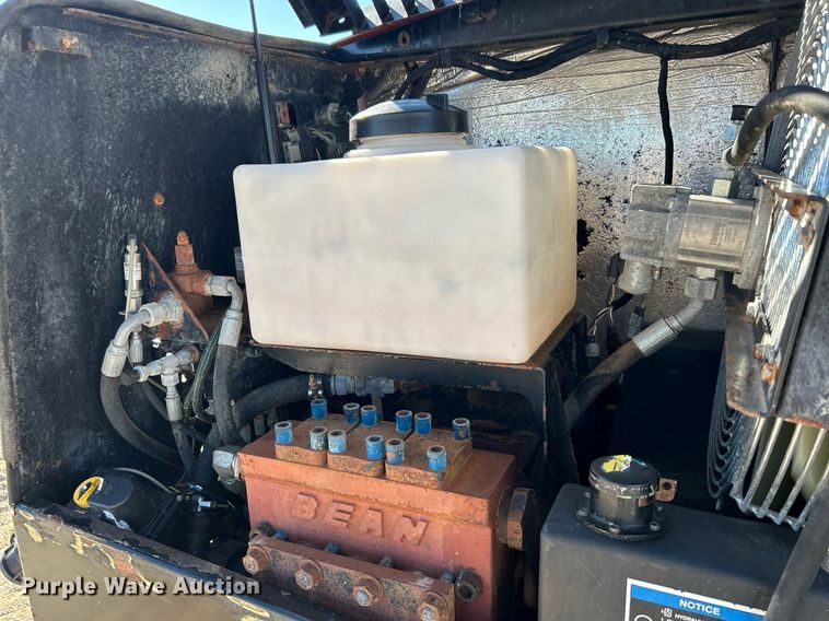 image for item DJ6393 2009 Ditch Witch JT3020 Mach 1  directional boring unit