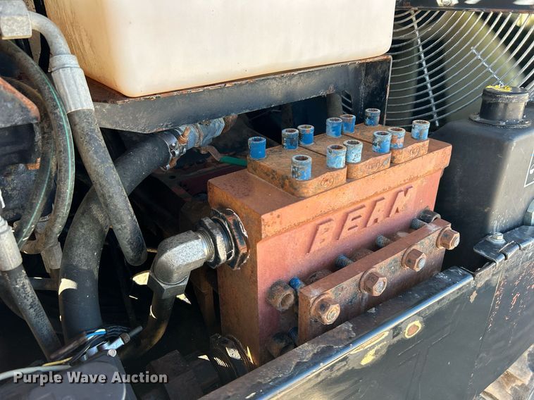 image for item DJ6393 2009 Ditch Witch JT3020 Mach 1  directional boring unit